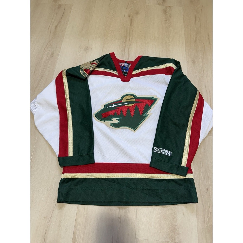 Vintage Minnesota Wild CCM NHL Hockey Men Small White Officially Licensed Jersey